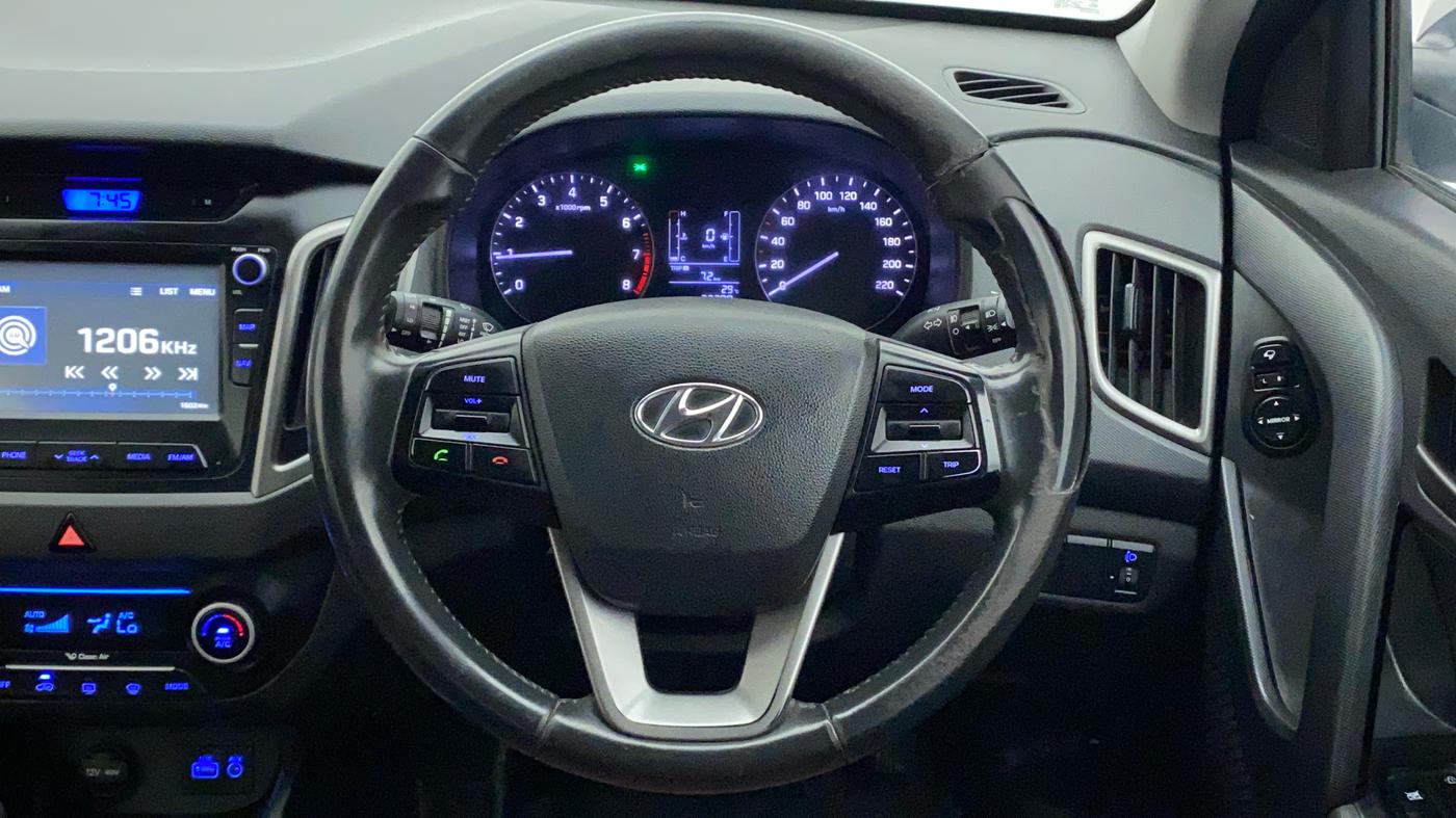 2017 Hyundai Creta SX PLUS 1.6 PETROL, Petrol, Manual, 73,300 km, Steering Wheel Close Up