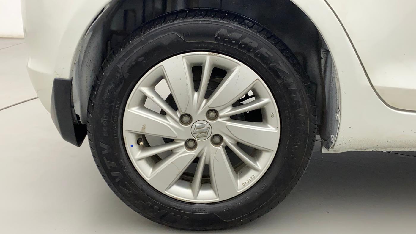 2017 Maruti Swift ZXI, Petrol, Manual, 85,495 km, Right Rear Wheel