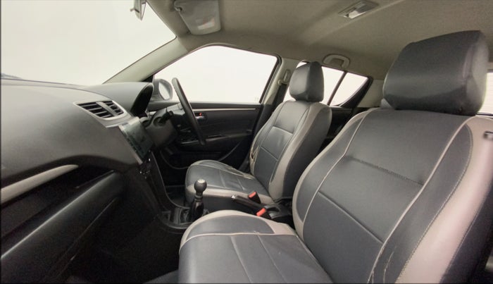 2017 Maruti Swift ZXI, Petrol, Manual, 85,495 km, Right Side Front Door Cabin