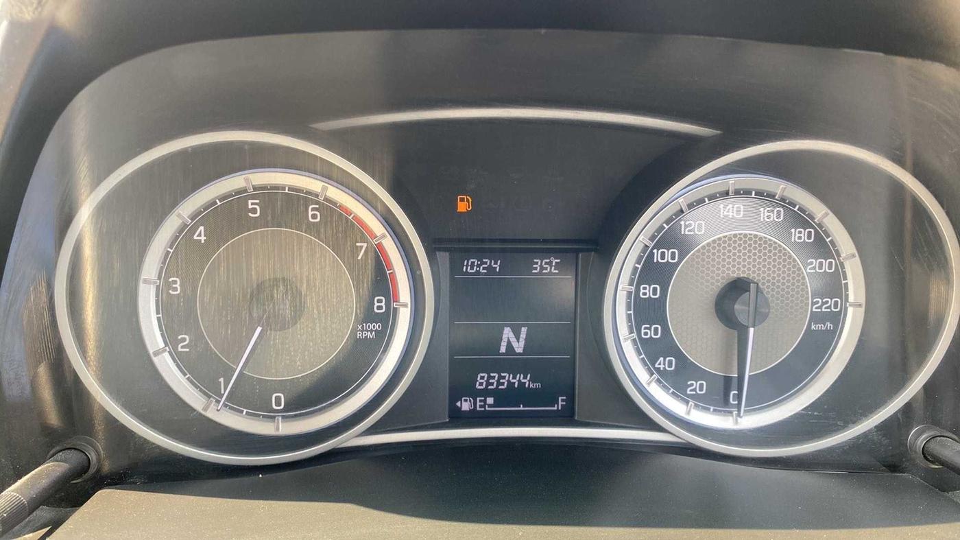 2018 Maruti Dzire VXI AMT, Petrol, Automatic, 83,337 km, Odometer Image