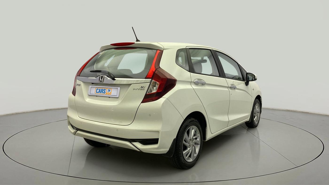 2021 Honda Jazz 1.2L I-VTEC V, Petrol, Manual, 31,364 km, Right Back Diagonal