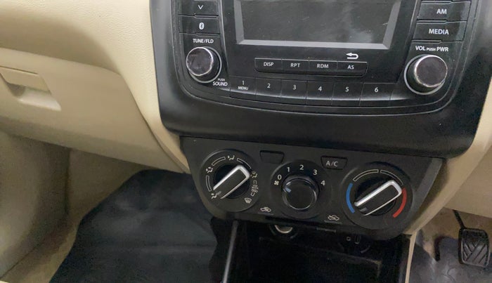 2017 Maruti Dzire VXI, Petrol, Manual, 99,781 km, Dashboard - Air Re-circulation knob is not working