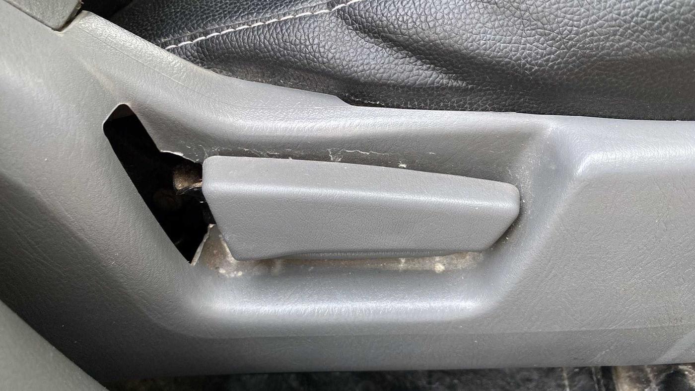 2014 Maruti Alto K10 VXI, Petrol, Manual, 36,066 km, Driver Side Adjustment Panel