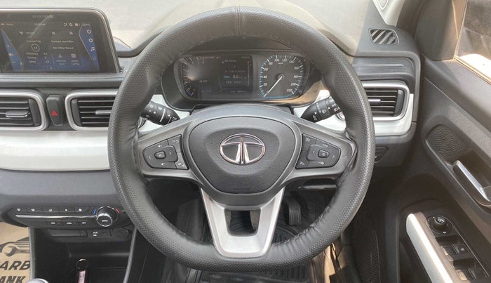 2022 Tata PUNCH CREATIVE  1.2 RTN DUAL TONE, Petrol, Manual, 13,829 km, Steering Wheel Close Up