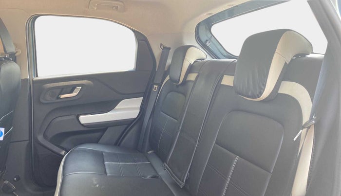 2022 Tata PUNCH CREATIVE  1.2 RTN DUAL TONE, Petrol, Manual, 13,829 km, Right Side Rear Door Cabin
