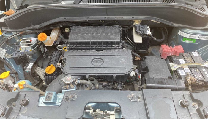 2022 Tata PUNCH CREATIVE  1.2 RTN DUAL TONE, Petrol, Manual, 13,829 km, Open Bonet