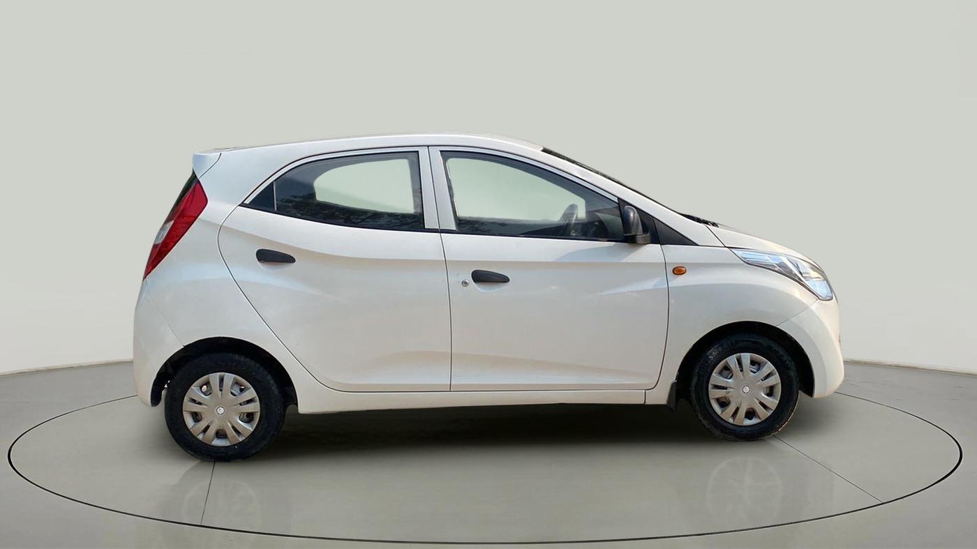2013 Hyundai Eon D-LITE, Petrol, Manual, 40,144 km, Right Side View