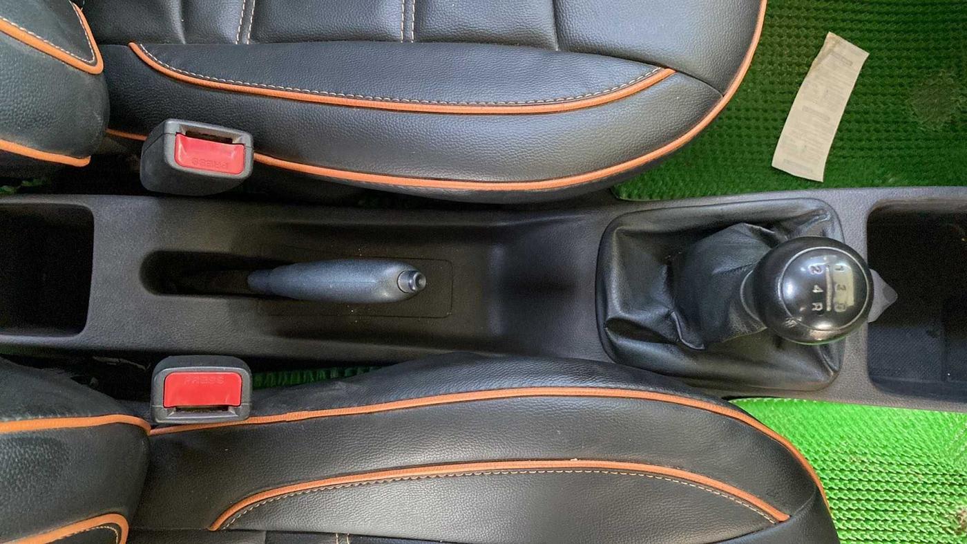2013 Hyundai Eon D-LITE, Petrol, Manual, 40,144 km, Gear Lever
