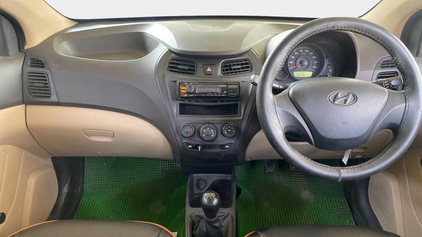 2013 Hyundai Eon D-LITE, Petrol, Manual, 40,144 km, Dashboard