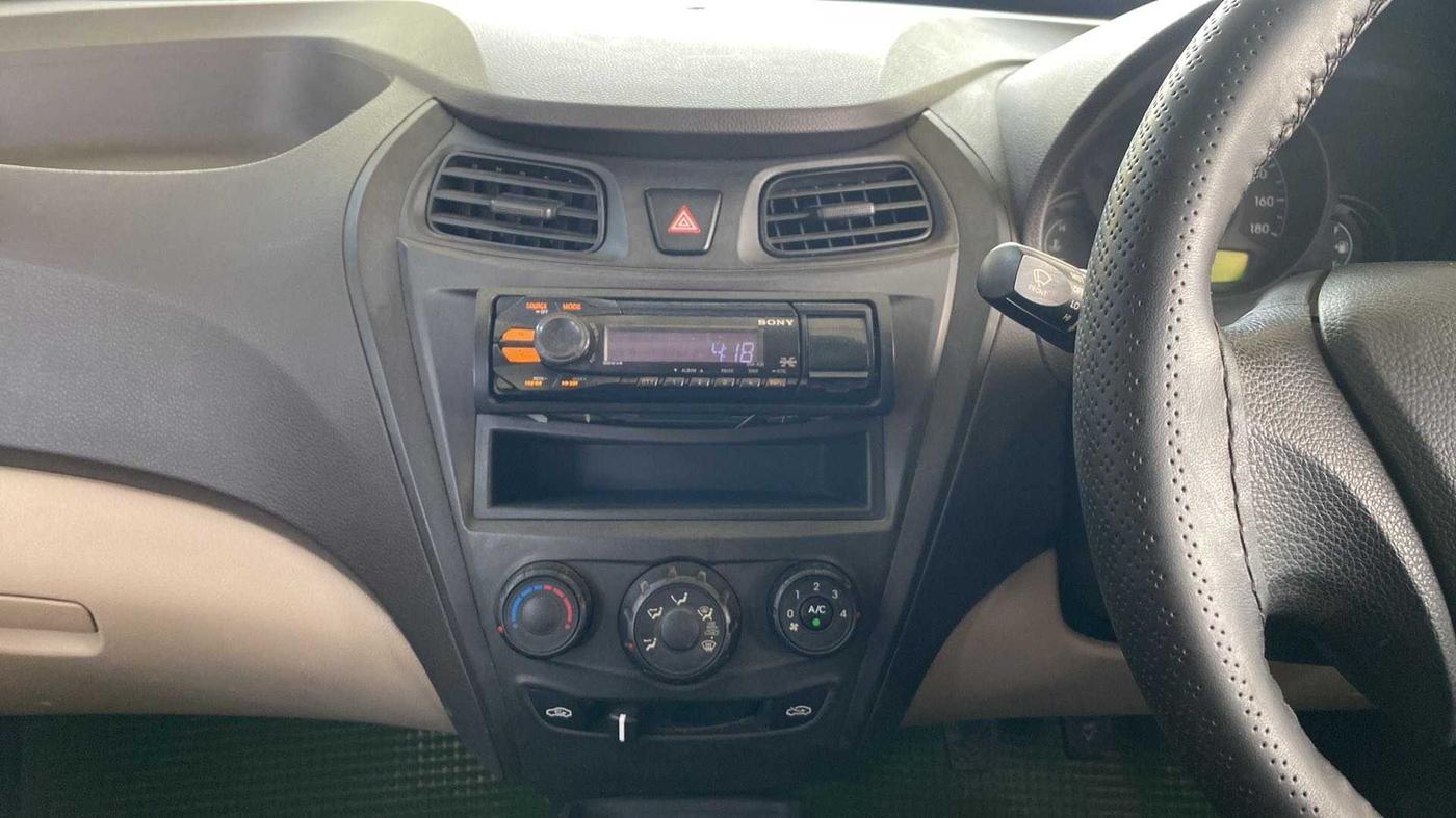 2013 Hyundai Eon D-LITE, Petrol, Manual, 40,144 km, Air Conditioner