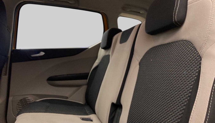 2019 Renault TRIBER RXZ, Petrol, Manual, 61,457 km, Right Side Rear Door Cabin
