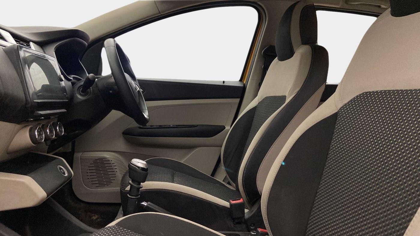 2019 Renault TRIBER RXZ, Petrol, Manual, 61,457 km, Right Side Front Door Cabin