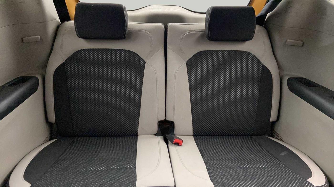 2019 Renault TRIBER RXZ, Petrol, Manual, 61,457 km, Third Seat Row ( optional )