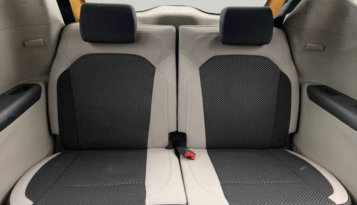 2019 Renault TRIBER RXZ, Petrol, Manual, 61,457 km, Third Seat Row ( optional )