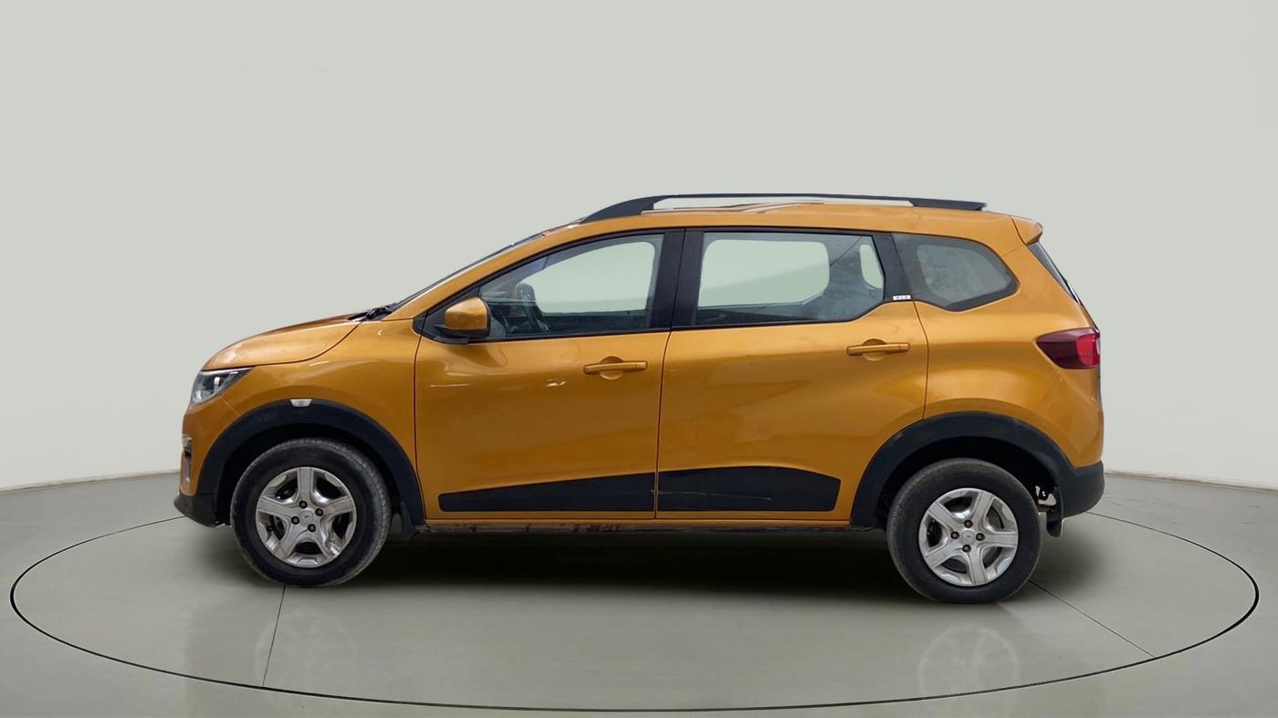 2019 Renault TRIBER RXZ, Petrol, Manual, 61,457 km, Left Side