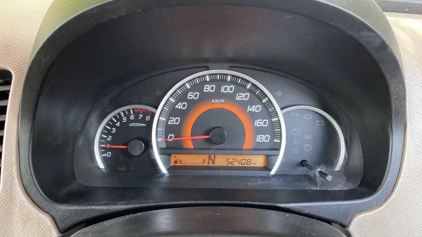 2016 Maruti Wagon R 1.0 VXI AMT, Petrol, Automatic, 52,398 km, Odometer Image