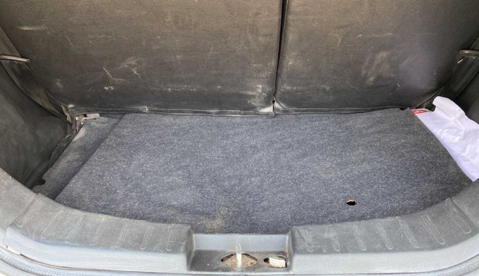2016 Maruti Wagon R 1.0 VXI AMT, Petrol, Automatic, 52,398 km, Boot Inside