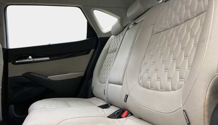 2020 KIA SELTOS HTX 1.5 DIESEL, Diesel, Manual, 57,356 km, Right Side Rear Door Cabin