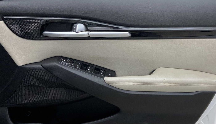 2020 KIA SELTOS HTX 1.5 DIESEL, Diesel, Manual, 57,356 km, Driver Side Door Panels Control