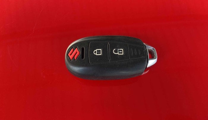 2015 Maruti Swift ZDI, Diesel, Manual, 90,510 km, Key Close Up