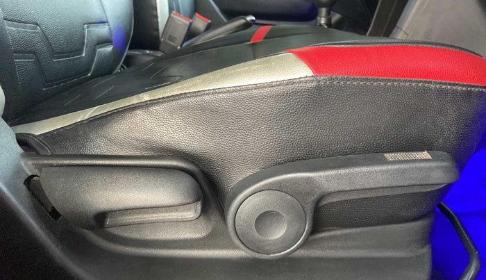 2015 Maruti Swift ZDI, Diesel, Manual, 90,510 km, Driver Side Adjustment Panel