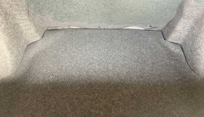 2021 Honda Amaze 1.2L I-VTEC VX CVT, Petrol, Automatic, 13,500 km, Boot Inside