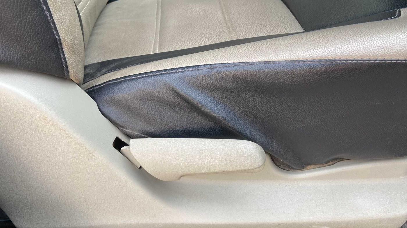 2015 Maruti Celerio VXI AMT, Petrol, Automatic, 38,781 km, Driver Side Adjustment Panel