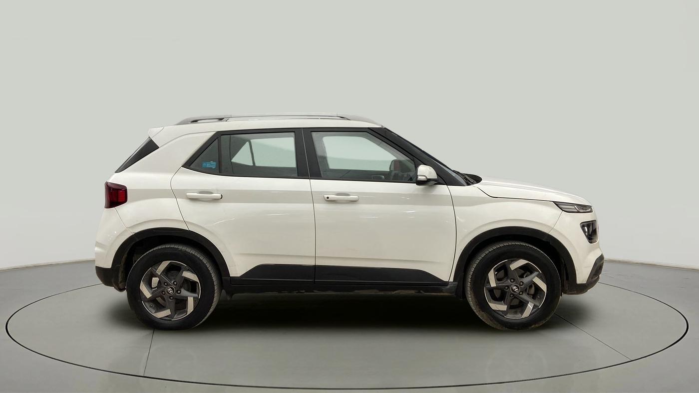 2019 Hyundai VENUE SX 1.0 TURBO, Petrol, Manual, 48,008 km, Right Side View