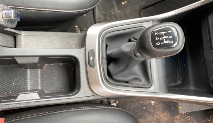 2022 Tata ALTROZ XZ PLUS PETROL, Petrol, Manual, 19,179 km, Gear Lever