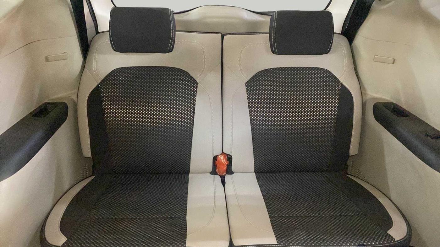 2019 Renault TRIBER RXZ, Petrol, Manual, 33,436 km, Third Seat Row ( optional )