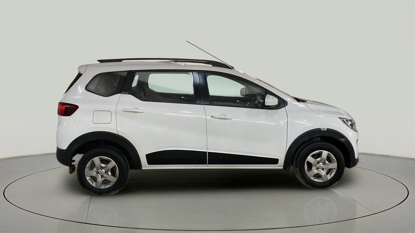 2019 Renault TRIBER RXZ, Petrol, Manual, 33,436 km, Right Side View