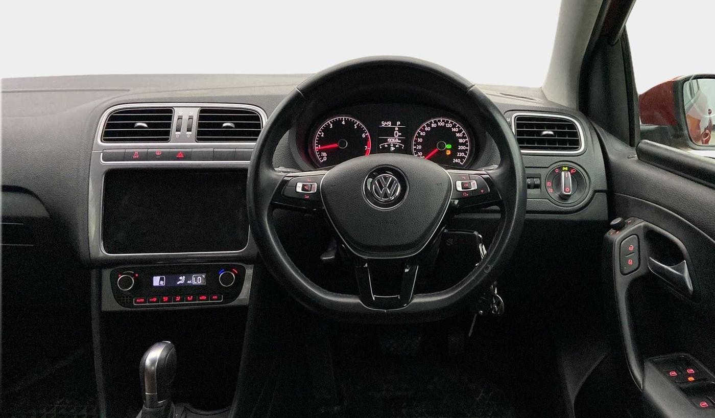 2021 Volkswagen Polo HIGHLINE PLUS 1.0L TSI AT, Petrol, Automatic, 19,068 km, Steering Wheel Close Up