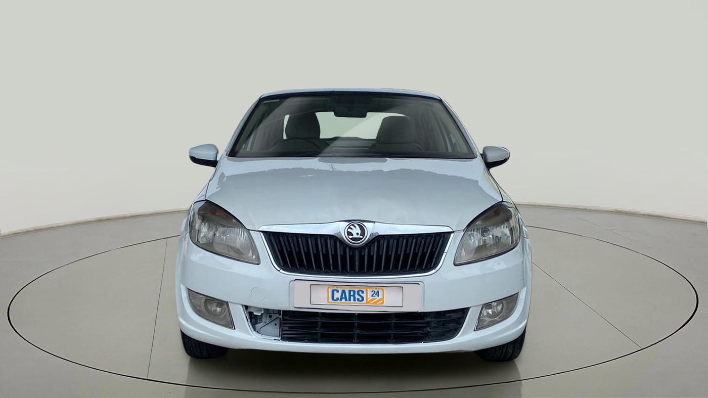 2016 Skoda Rapid AMBITION 1.5 TDI AT, Diesel, Automatic, 1,09,576 km, Front