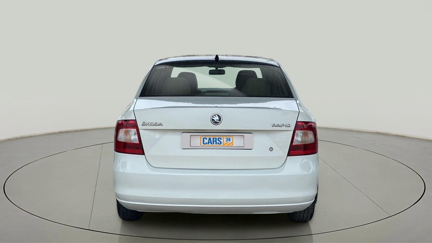 2016 Skoda Rapid AMBITION 1.5 TDI AT, Diesel, Automatic, 1,09,576 km, Back/Rear