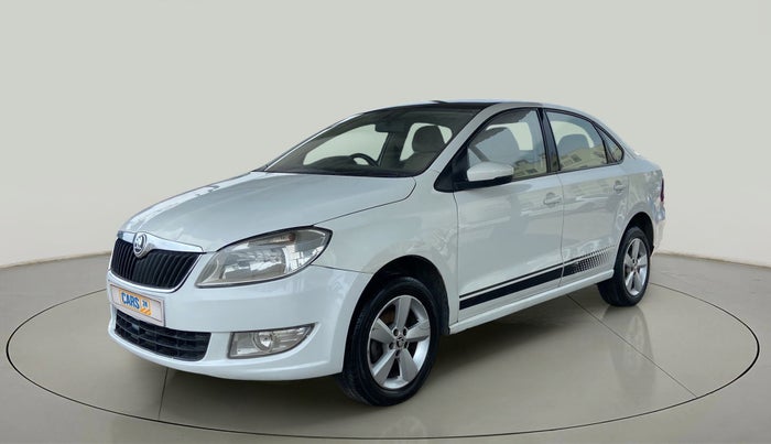 2016 Skoda Rapid AMBITION 1.5 TDI AT, Diesel, Automatic, 1,09,576 km, Left Front Diagonal
