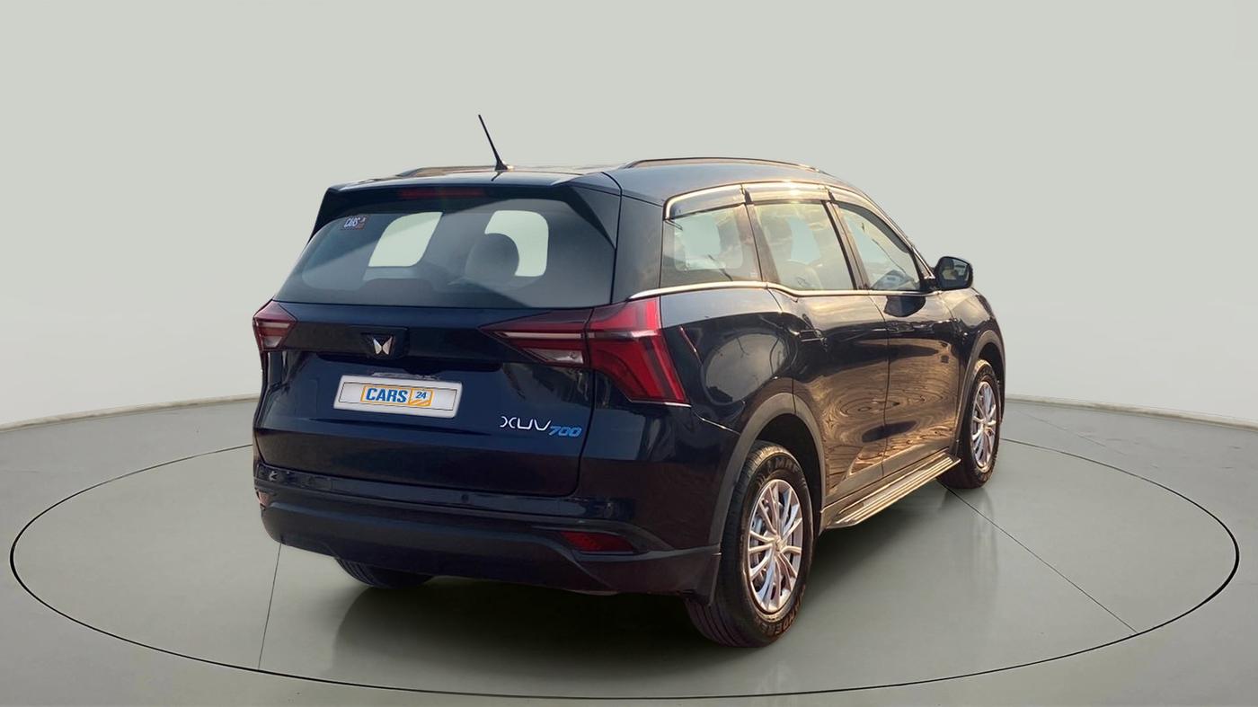2022 Mahindra XUV700 MX P MT 5 STR, Petrol, Manual, 9,290 km, Right Back Diagonal