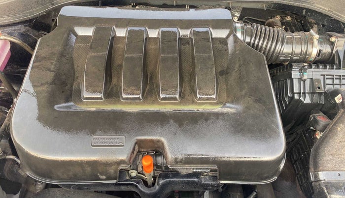 2022 Mahindra XUV700 MX P MT 5 STR, Petrol, Manual, 9,290 km, Open Bonet