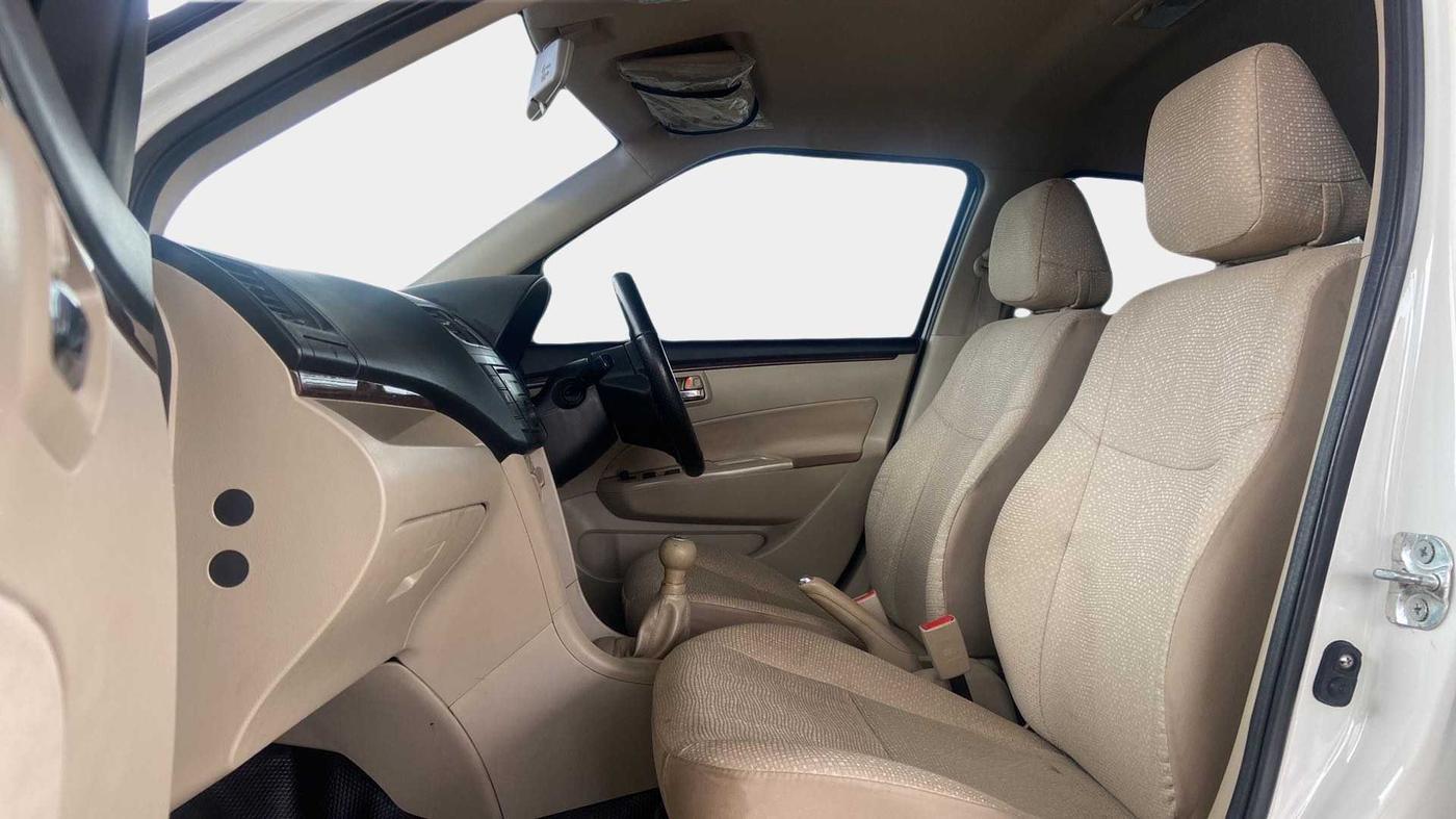 2013 Maruti Swift Dzire VDI, Diesel, Manual, 1,14,303 km, Right Side Front Door Cabin