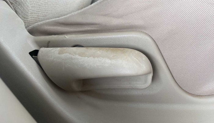 2013 Maruti Swift Dzire VDI, Diesel, Manual, 1,14,303 km, Driver Side Adjustment Panel