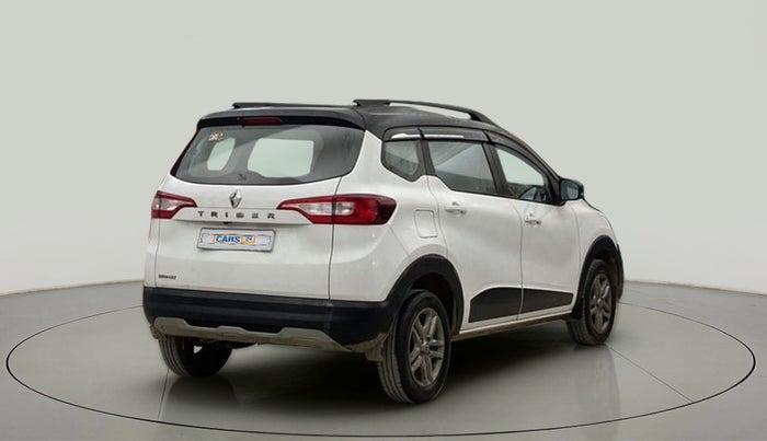 2022 Renault TRIBER RXZ, Petrol, Manual, 30,508 km, Right Back Diagonal