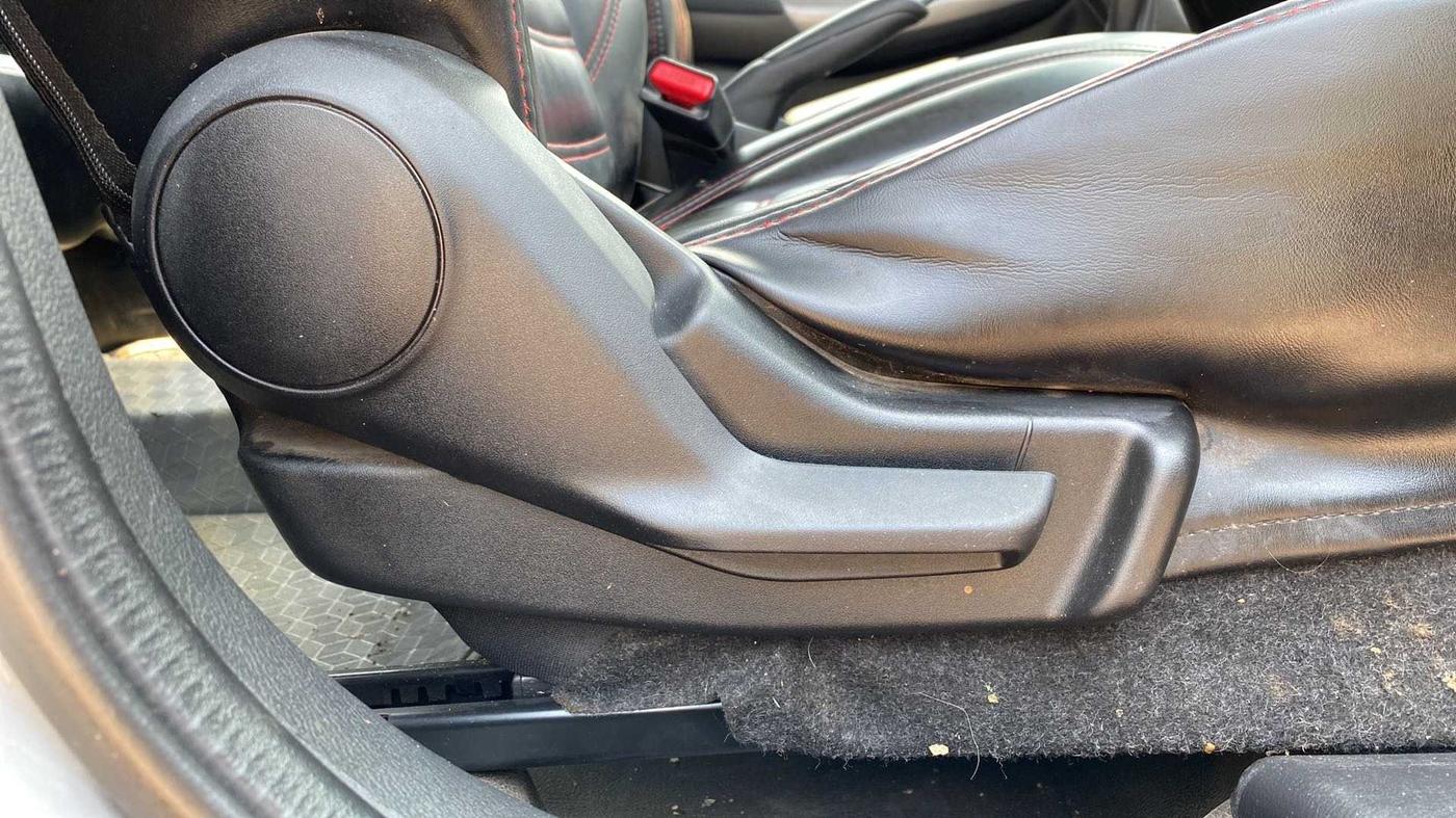 2021 Maruti Baleno DELTA PETROL 1.2, Petrol, Manual, 39,880 km, Driver Side Adjustment Panel