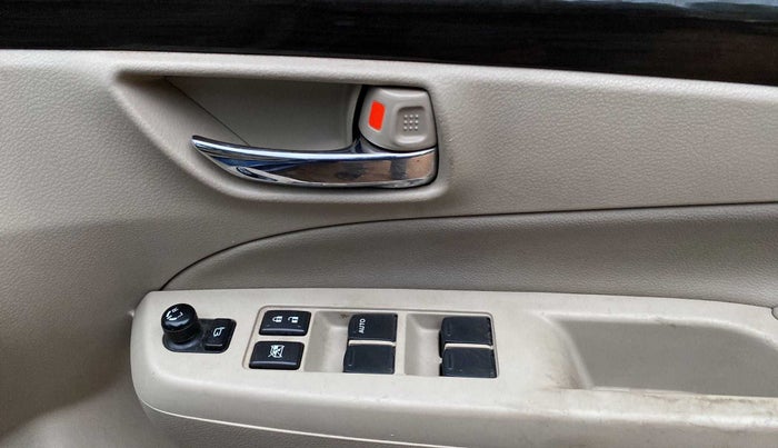 2017 Maruti Ciaz ALPHA 1.4 PETROL, Petrol, Manual, 73,672 km, Driver Side Door Panels Control