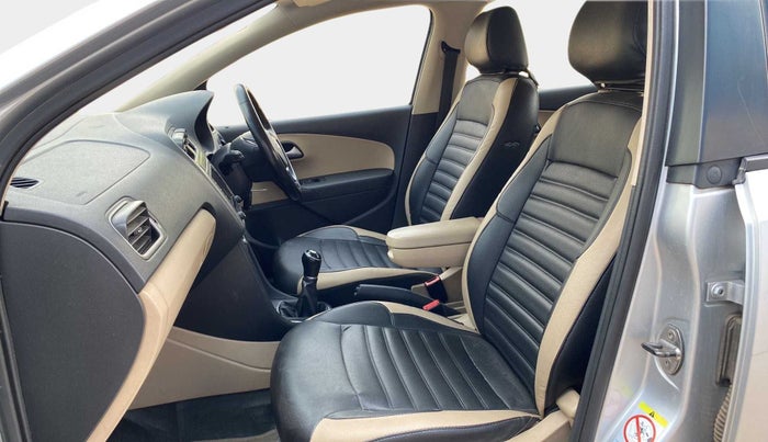 2017 Volkswagen Ameo HIGHLINE1.2L PLUS 16 ALLOY, Petrol, Manual, 44,389 km, Right Side Front Door Cabin