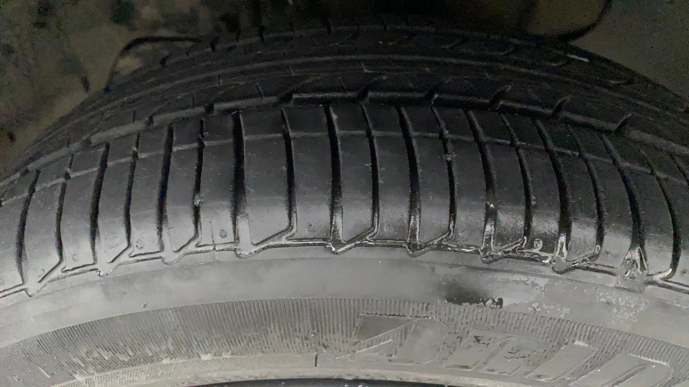 2017 Tata TIGOR XZ PETROL, Petrol, Manual, 60,142 km, Left Front Tyre Tread