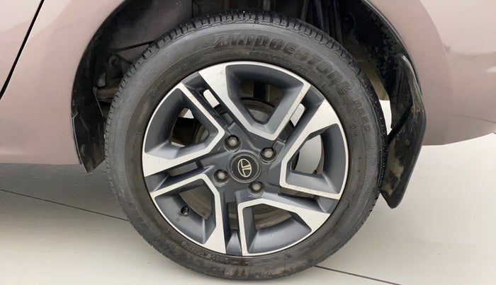 2017 Tata TIGOR XZ PETROL, Petrol, Manual, 60,142 km, Left Rear Wheel