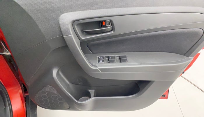 2016 Maruti Vitara Brezza VDI, Diesel, Manual, 21,719 km, Driver Side Door Panels Control