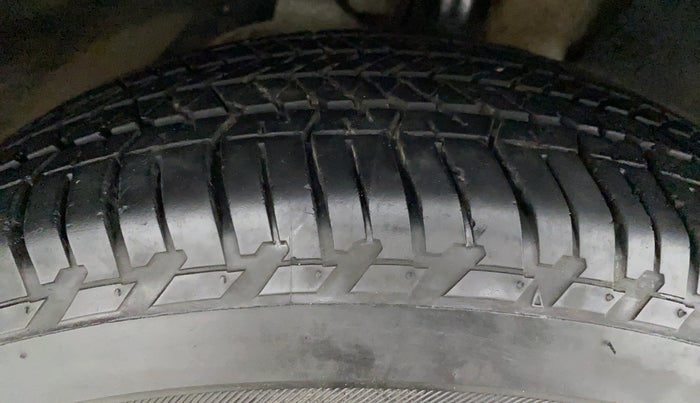2020 Mahindra XUV500 W9 AT, Diesel, Automatic, 20,108 km, Right Rear Tyre Tread