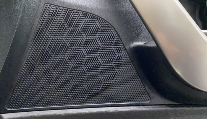 2020 Mahindra XUV500 W9 AT, Diesel, Automatic, 20,108 km, Speaker