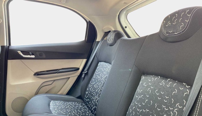 2022 Tata Tiago XZ PLUS CNG, CNG, Manual, 26,378 km, Right Side Rear Door Cabin
