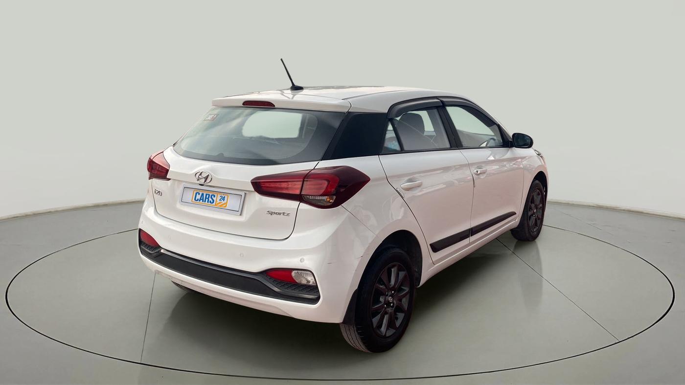 2019 Hyundai Elite i20 SPORTZ PLUS 1.2, Petrol, Manual, 31,709 km, Right Back Diagonal